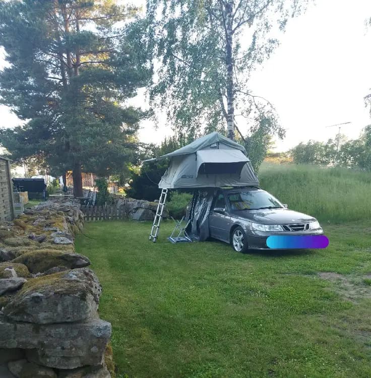 Upptäck Hanatorps Camping – naturnära ställplatser & camping vid Östra Öresjön. Bad, fiske, minigolf, vandring & service. Nära Borås & Ullared.