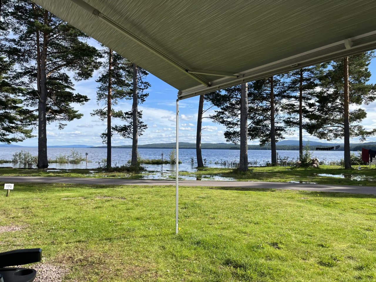 Fantastiska ställplatser på Sollerön vid Siljan! Sollerö Camping erbjuder elplatser, service & aktiviteter året runt. Nära natur & sevärdheter.