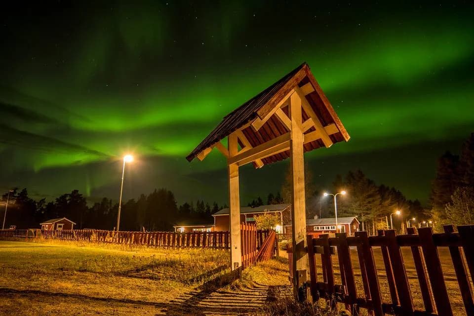 Hitta din perfekta ställplats på Seskarö Havsbad & Camping vid Bottenviken. Husbil/husvagn vid havet med el, tömning, dusch, bastu & aktiviteter.